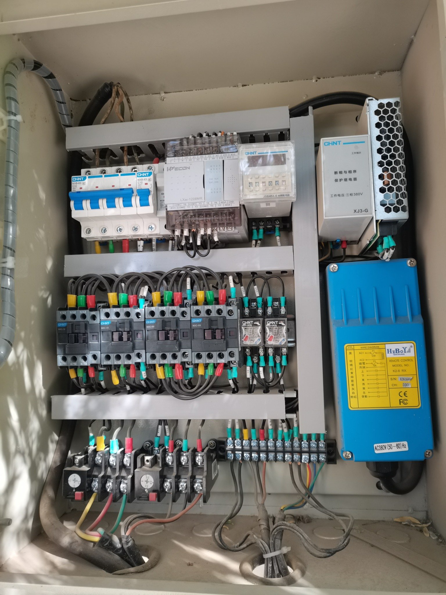 K2 receiver installed in an industrial control cabinet